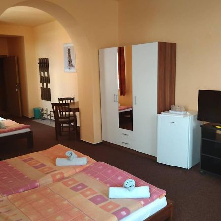 Hotel Jaro Mělník المظهر الخارجي الصورة