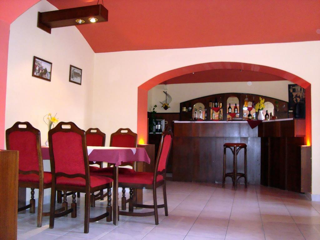 Hotel Jaro Mělník المظهر الخارجي الصورة