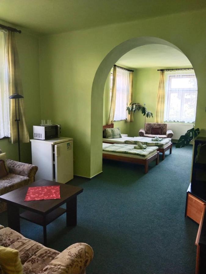 Hotel Jaro Mělník المظهر الخارجي الصورة