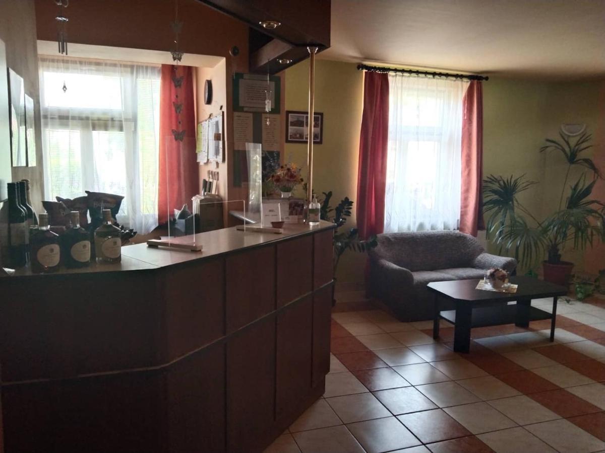 Hotel Jaro Mělník المظهر الخارجي الصورة