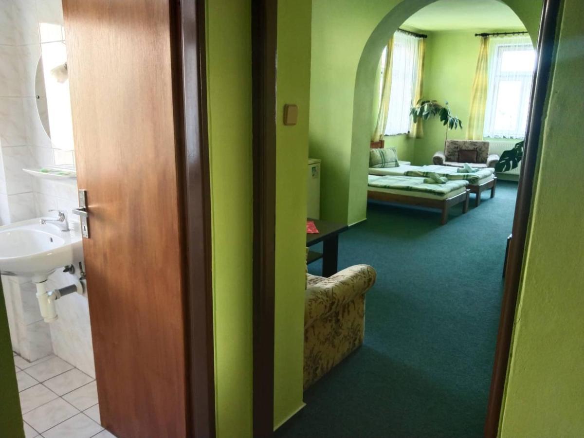 Hotel Jaro Mělník المظهر الخارجي الصورة